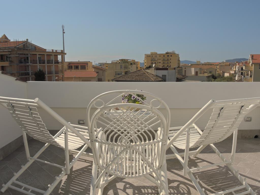Holiday Alghero Apartamento Exterior foto